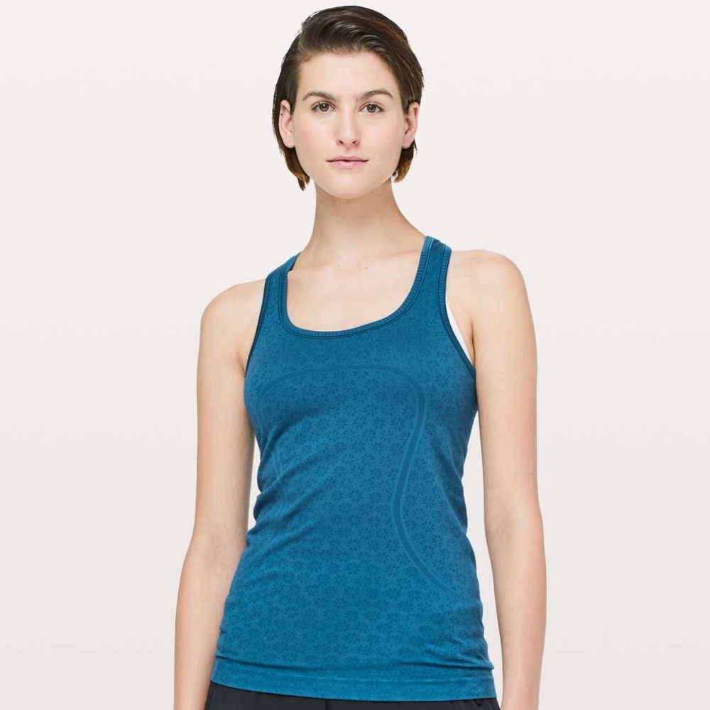 Lululemon Swiftly Tech Racerback
Carbon Blue - Size 6